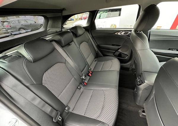 Kia Ceed cena 137700 przebieg: 6, rok produkcji 2024 z Jędrzejów małe 562